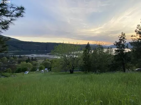 columbia dr, Lyle, WA 98635