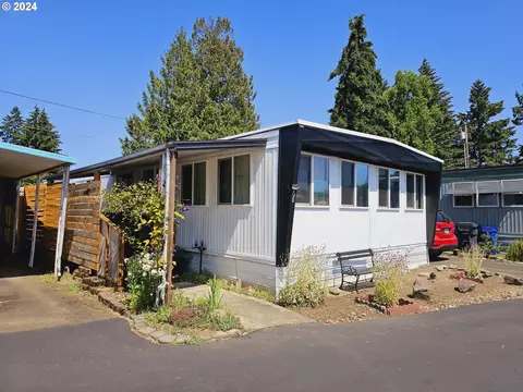19605 River Rd #68, Gladstone, OR 97027