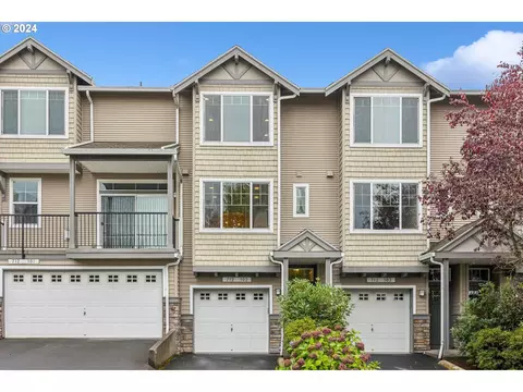 712 NW 118th Ave #102, Portland, OR 97229