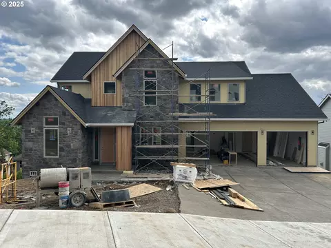 3734 Landis St, West Linn, OR 97068