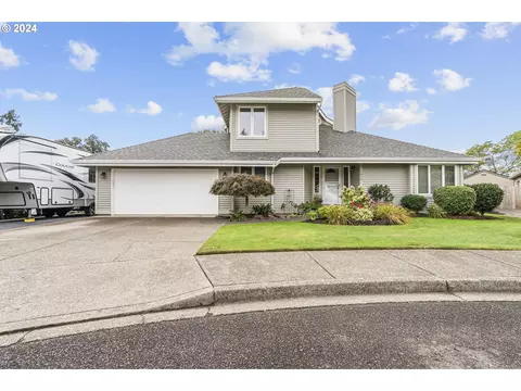 1610 E Briar Ct, Newberg, OR 97132
