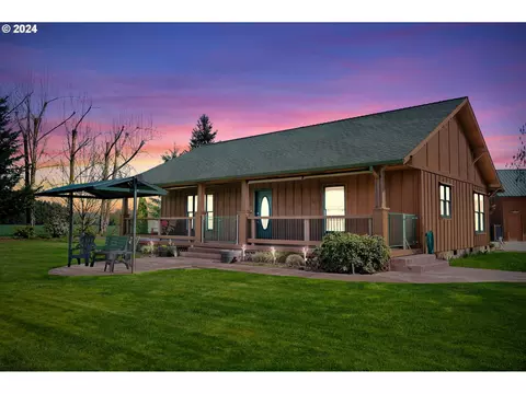 17899 SE Grand Island Rd, Dayton, OR 97114