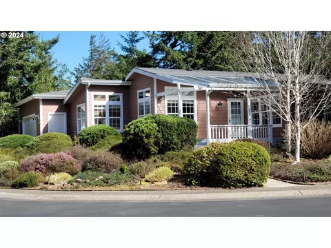 629 Glenbrook Cir, Florence, OR 97439
