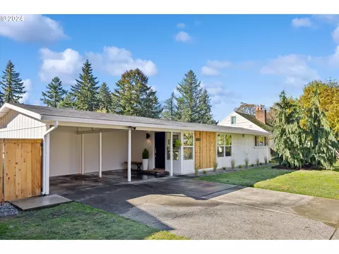 309 NW Overlook Dr, Vancouver, WA 98665