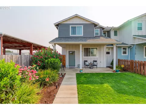 1776 SE Jonathan Ave, Dallas, OR 97338