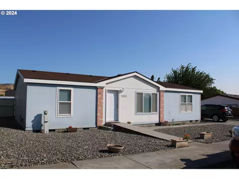 1003 Floral St, The Dalles, OR 97058