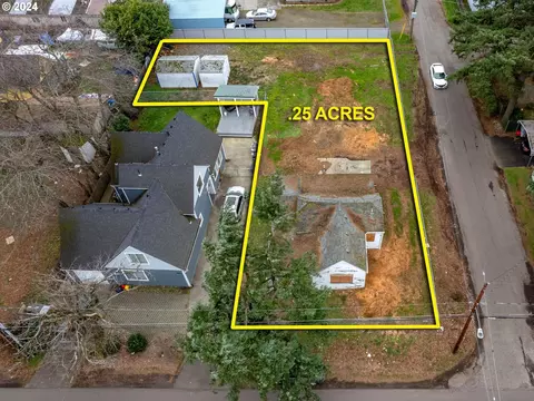 8002 SE Overland St, Milwaukie, OR 97222