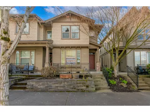 11987 SW Horizon Blvd, Beaverton, OR 97007