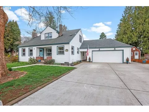 1691 16th St, West Linn, OR 97068