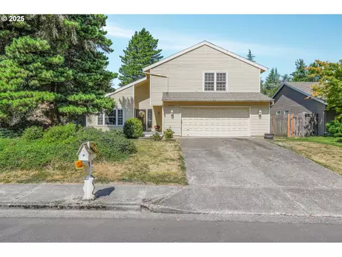 19977 NW Metolius Dr, Portland, OR 97229