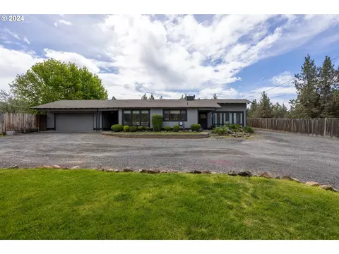 13535 SW Cinder Dr, Terrebonne, OR 97760