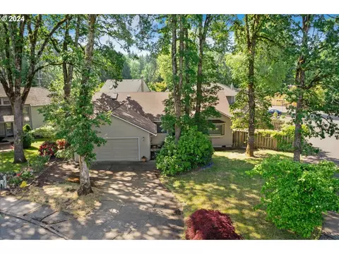 17090 SW Chatelain Dr, Beaverton, OR 97003