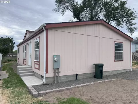 245 S Wayne St, Stanfield, OR 97875 photo 1