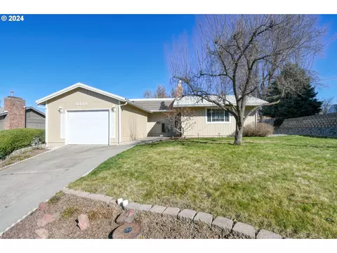 3323 SW Kirk Ave, Pendleton, OR 97801