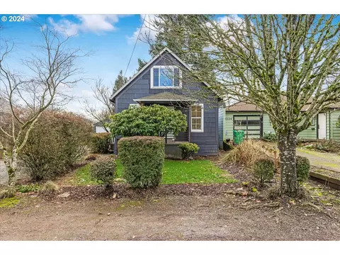 5402 NE Multnomah St, Portland, OR 97213