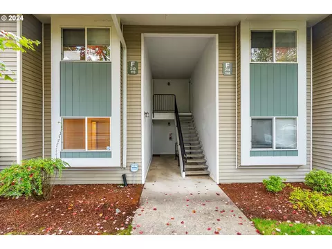 4792 W Powell Blvd #113, Gresham, OR 97030