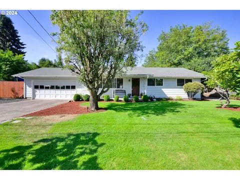 97 E Howard Ave, Eugene, OR 97404 photo 1