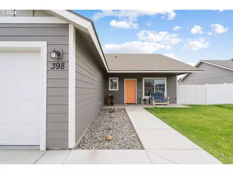398 Riley Ave, Umatilla, OR 97882