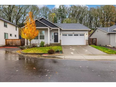 503 Merlot St, Amity, OR 97101