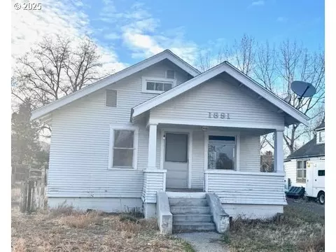 1891 Clark St, Baker City, OR 97814