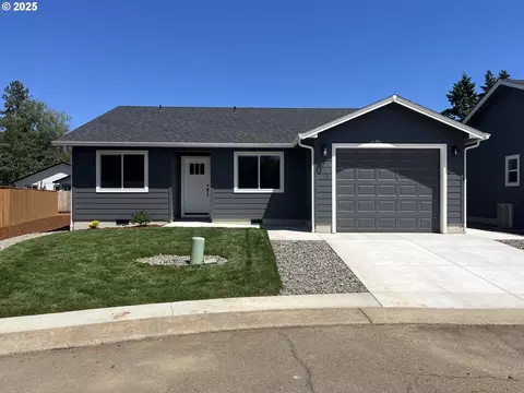 110 Wanda Ct, Myrtle Creek, OR 97457