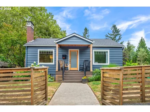 2530 SW Troy St, Portland, OR 97219