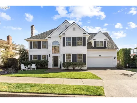 4098 Pfeifer Ct, Lake Oswego, OR 97035
