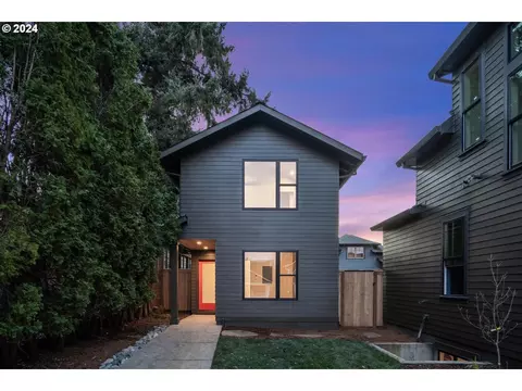 2805 SE 34th Ave #C, Portland, OR 97202
