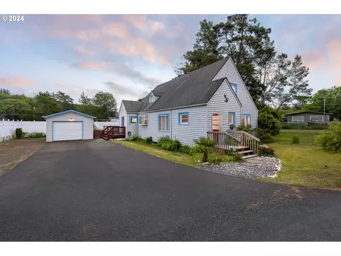 6126 SW Jetty Ave, Lincoln City, OR 97367