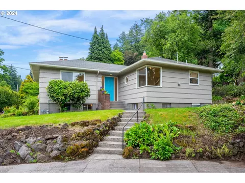 6304 SE Morrison St, Portland, OR 97215