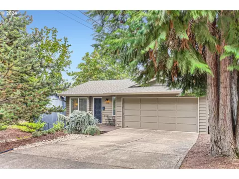 5341 Amy St, West Linn, OR 97068