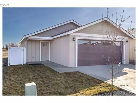 1087 NEmerald Dr, Hermiston, OR 97838
