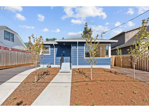 4226 SE 79th Ave, Portland, OR 97206