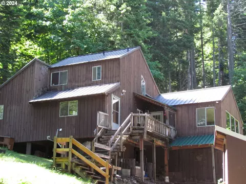 10 Private Rd, Trout Lake, WA 98650