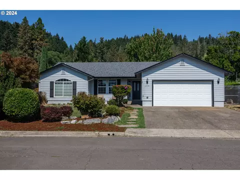 1737 Garnet Ave, Sutherlin, OR 97479