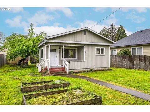 614 Mill St, Springfield, OR 97477