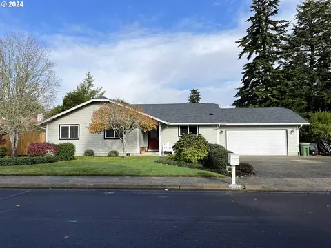 2279 21st St, Florence, OR 97439