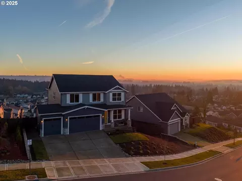 9058 N Hargrave St, Camas, WA 98607