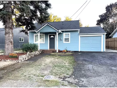 1107 W 20th St, Vancouver, WA 98660