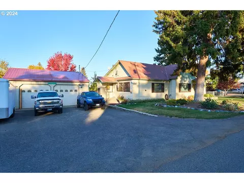 302 SE 5th St, Enterprise, OR 97828