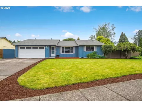 3820 NE Azalea St, Hillsboro, OR 97124