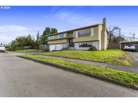 17364 NE Wasco St, Portland, OR 97230