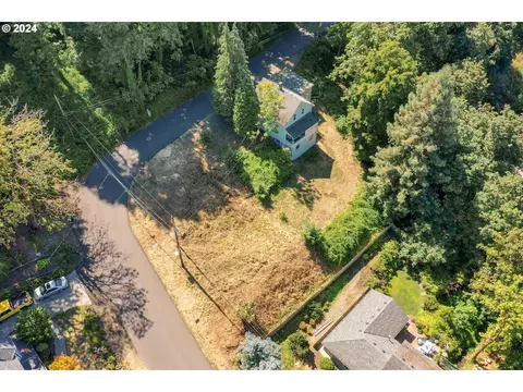 4 Th Ave, Oregon City, OR 97045
