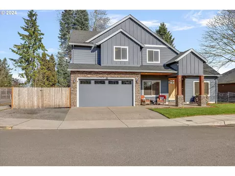 180 SE 15th Pl, Canby, OR 97013