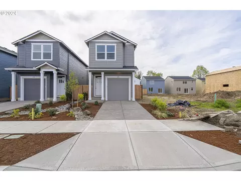 470 E London Way, Newberg, OR 97132