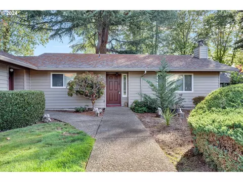 11299 SW Springwood Dr, Portland, OR 97223