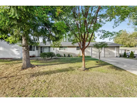 1585 SE 5th St, Gresham, OR 97080