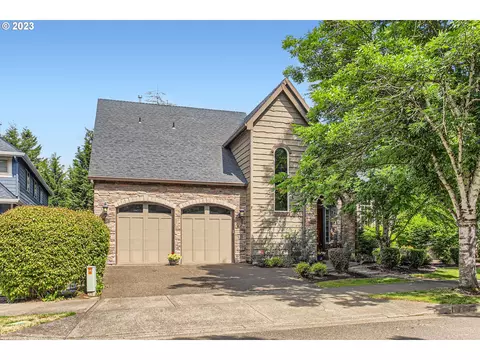6330 Bridgeview Dr, West Linn, OR 97068