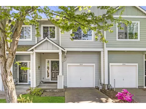 2824 SE 74th Way, Hillsboro, OR 97123