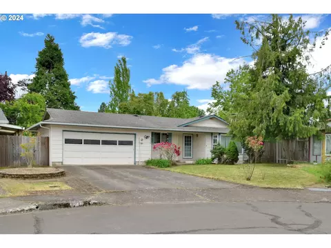 3936 Pam St, Eugene, OR 97402